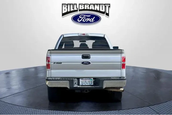$17995 : Ford F-150 2011 4x2 XLT 4dr image 6