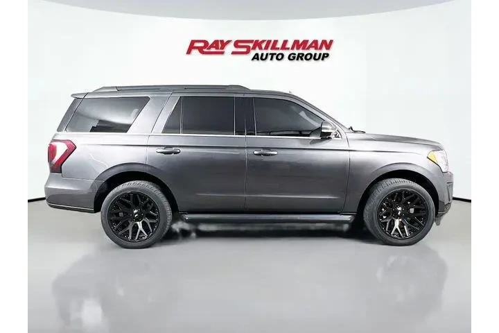 $31975 : Ford Expedition 2020 4x4 XLT image 8