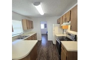 $700 : HOUSE RENT IN AVON PARK FLORID thumbnail
