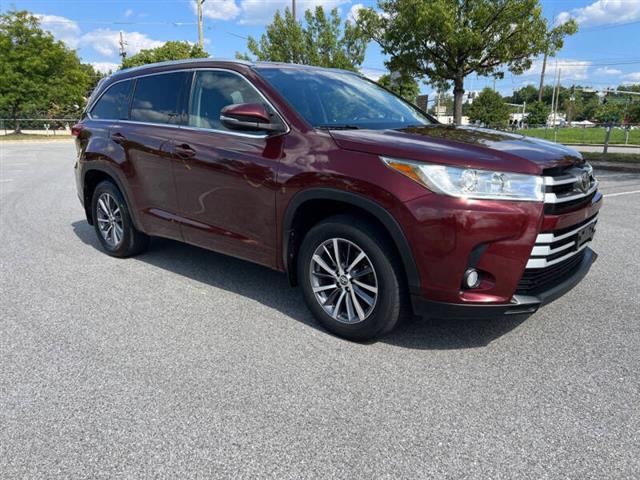 $19900 : 2017 Highlander XLE image 5