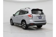 $18998 : Subaru Forester 2017 AWD 2.5 thumbnail
