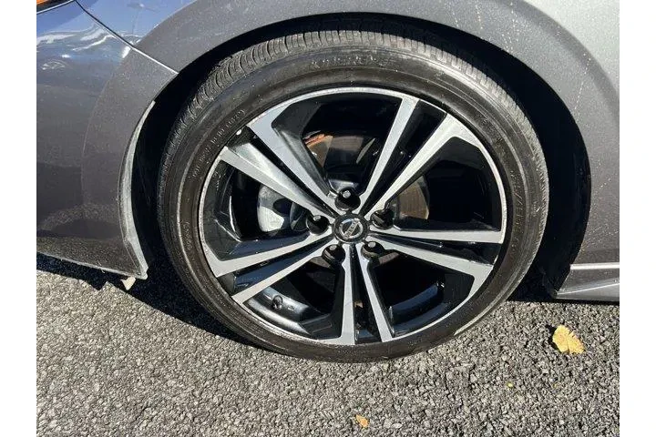 $17500 : Nissan Sentra 2021 SR 4dr Se image 9