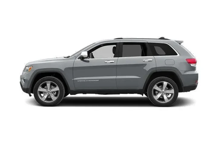 2014 Grand Cherokee Laredo image 3