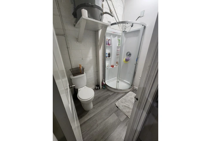 $850 : Dormitorio disponible image 4