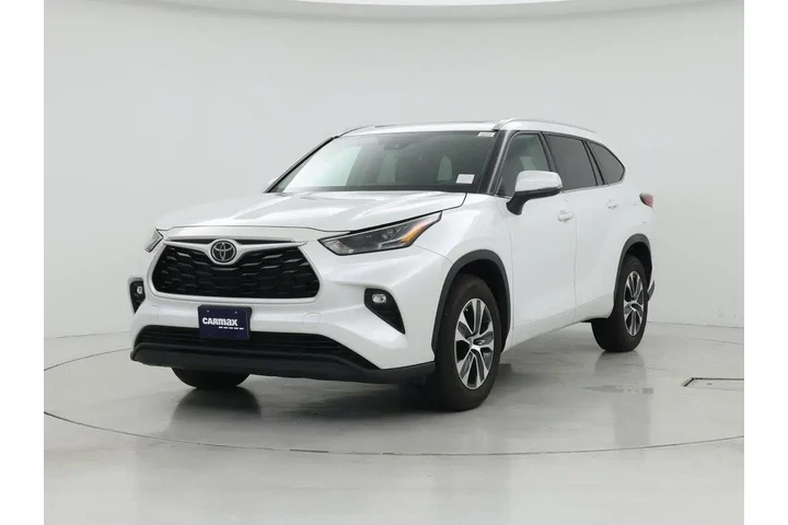 $37998 : Toyota Highlander 2022 XLE 4 image 4
