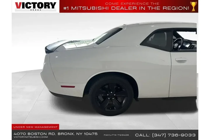 $16350 : Dodge Challenger 2023 SXT 2d image 10
