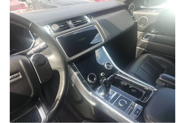 $32995 : 2019 Land Rover Range Rover S image 5