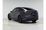 $27998 : Tesla Model Y 2021 AWD Long thumbnail