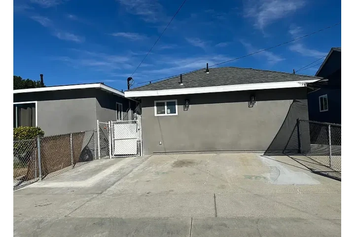 $2050 : LOCATION...LOCATION...LOCATION image 1