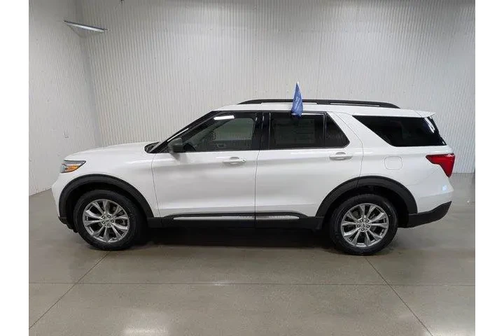 $22252 : Ford Explorer 2020 AWD XLT 4 image 1