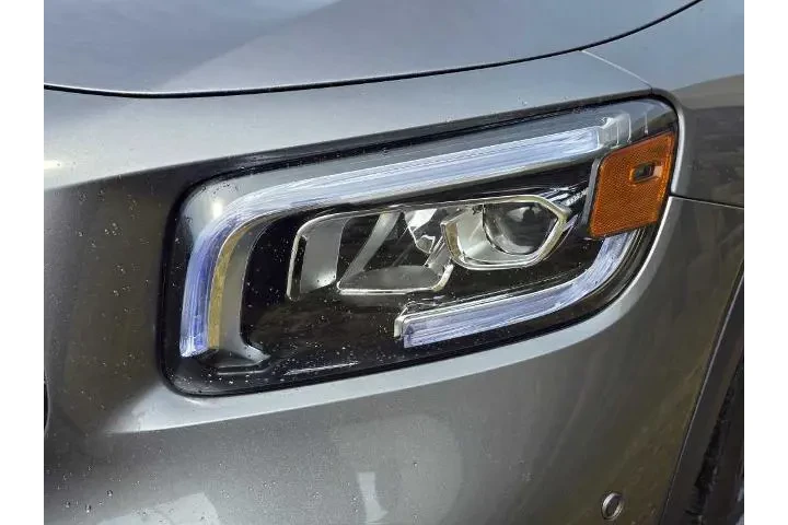 $29358 : Mercedes-Benz GLB 2021 AWD A image 6