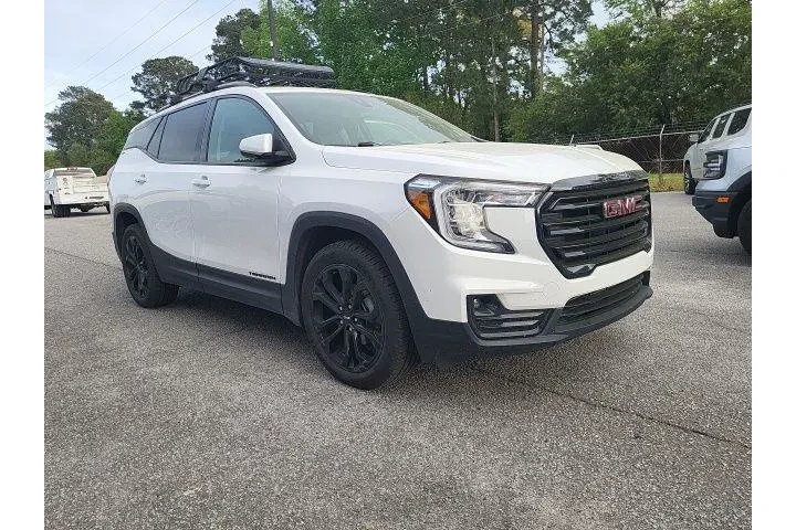 $22998 : GMC Terrain 2022 SLT 4dr SUV image 1