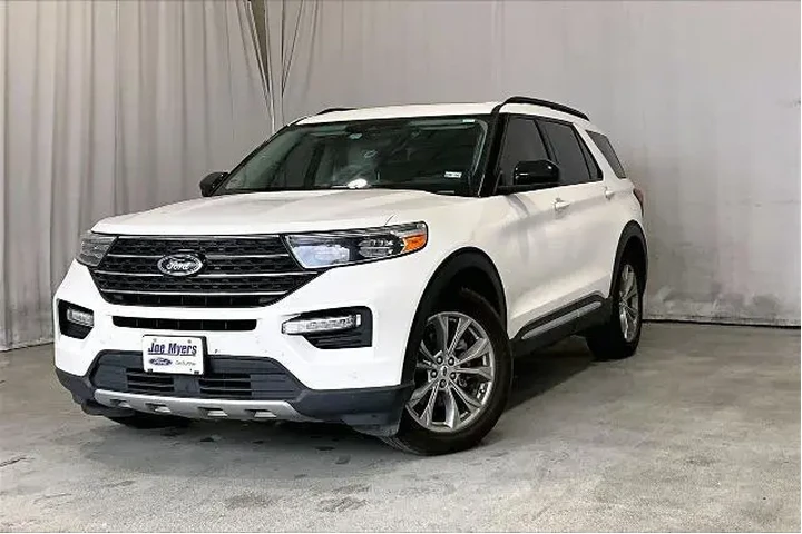 $21871 : Ford Explorer 2022 XLT 4dr S image 2