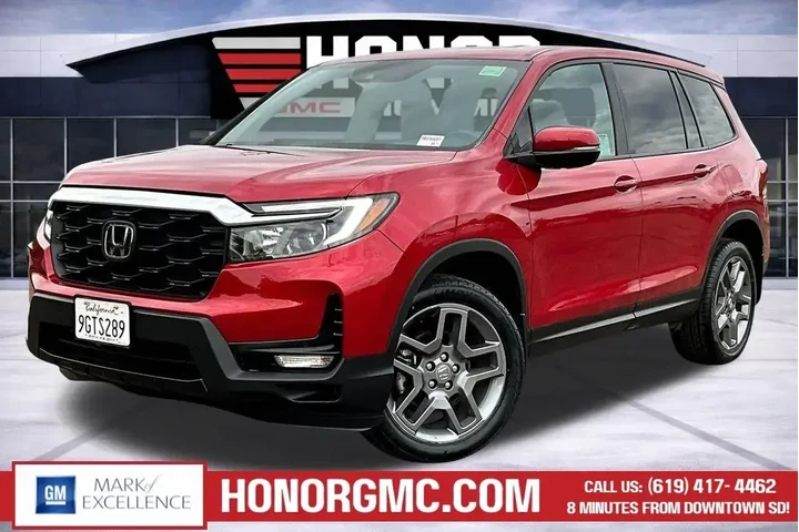 $31388 : Honda Passport 2023 AWD EX-L image 3