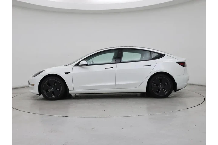 $27998 : Tesla Model 3 2022 AWD Long image 3