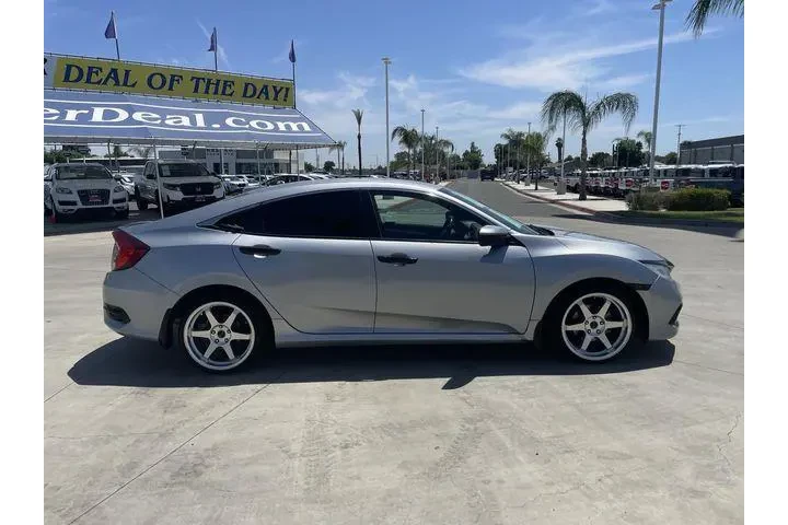 $22999 : Honda Civic 2019 Sport 4dr S image 9
