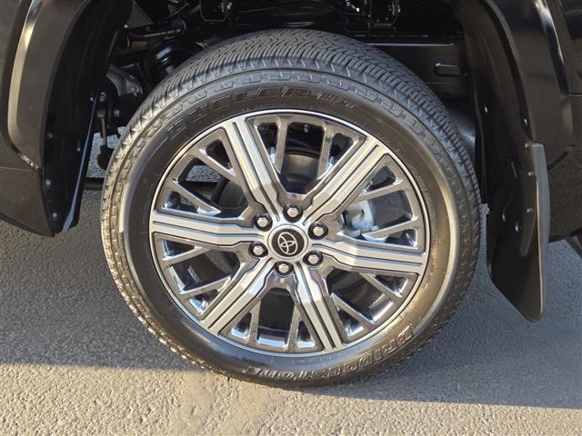 $63258 : Pre-Owned 2023 Tundra 4WD Cap image 8