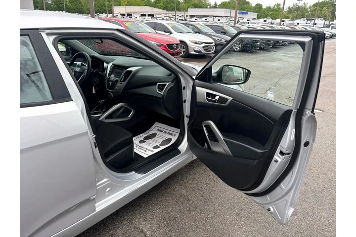 $5780 : 2014 Veloster 3dr Cpe Auto w/ image 8
