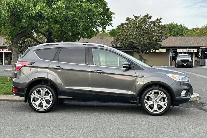 $14990 : Ford Escape 2018 AWD Titaniu image 7