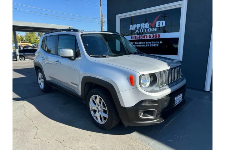 $9498 : 2015 Renegade Latitude image 2