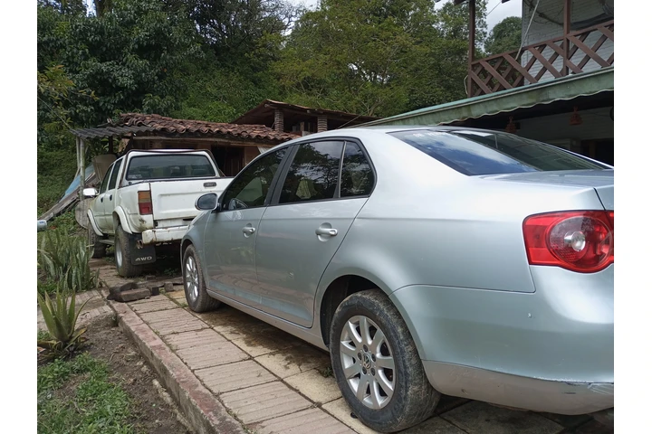 $26500000 : Vendo Volkswagen Bora 2006 image 9