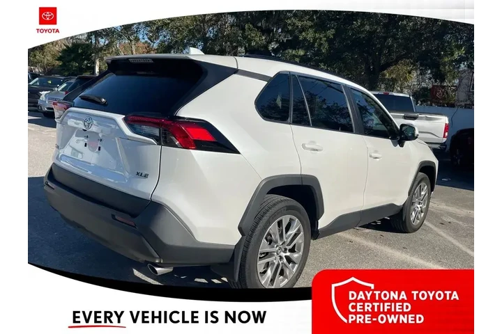 $33000 : Toyota RAV4 2024 XLE Premium image 10