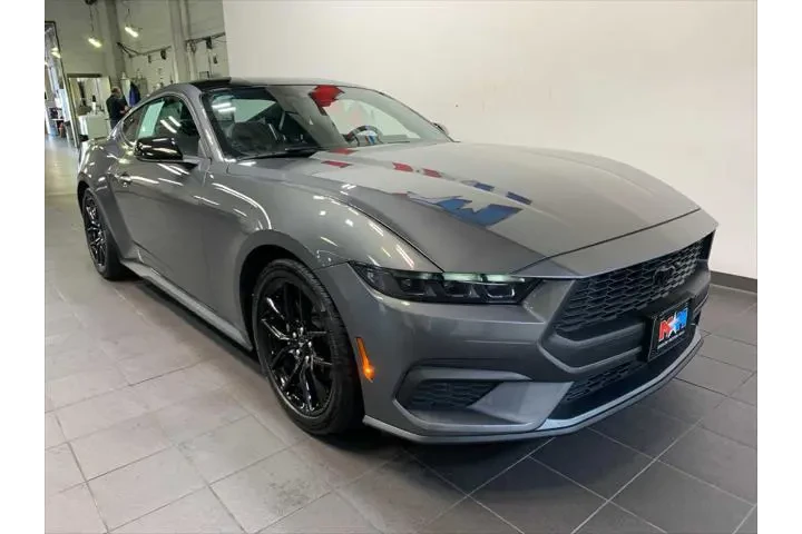 $36988 : Ford Mustang 2024 EcoBoost 2 image 2