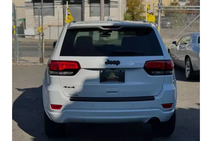 2017 JEEP GRAND CHEROKEE2017 image 10