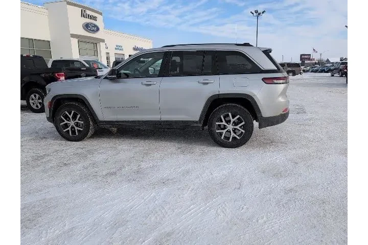 $29495 : Jeep Grand Cherokee 2023 4x4 image 10