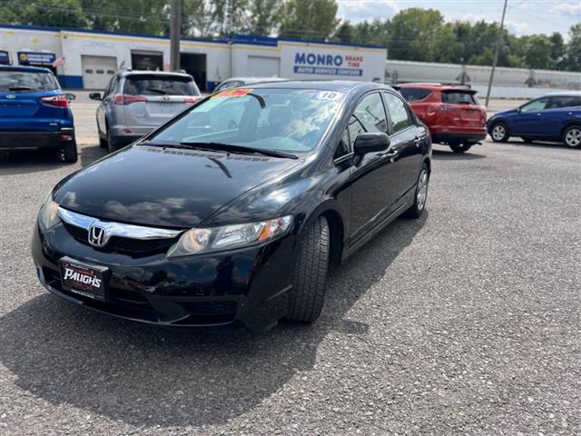 $10990 : 2010 Civic image 7