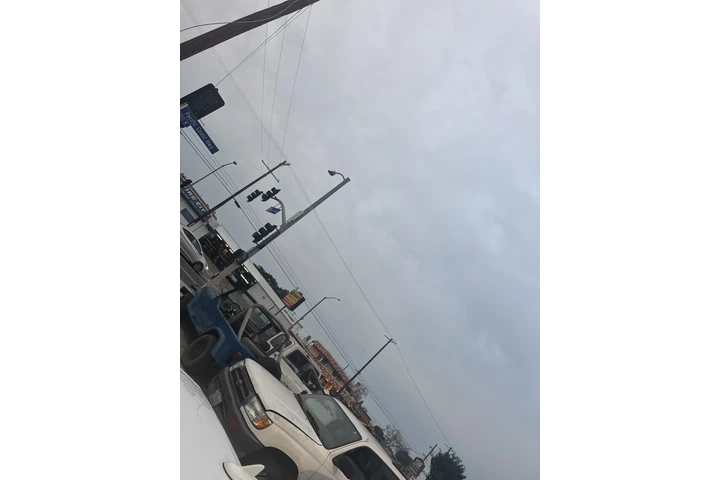 WE BUY CARS @ OLD CARS TOO image 2