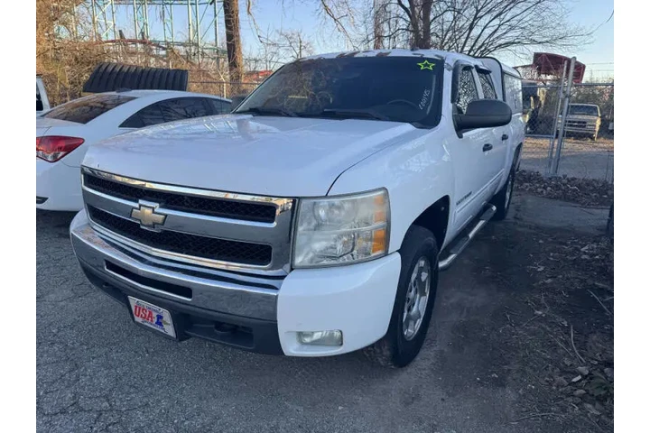 $10995 : 2011 Silverado 1500 LT image 1