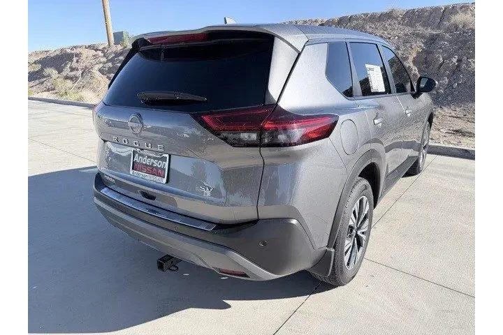 $21750 : Nissan Rogue 2023 SV 4dr Cro image 6