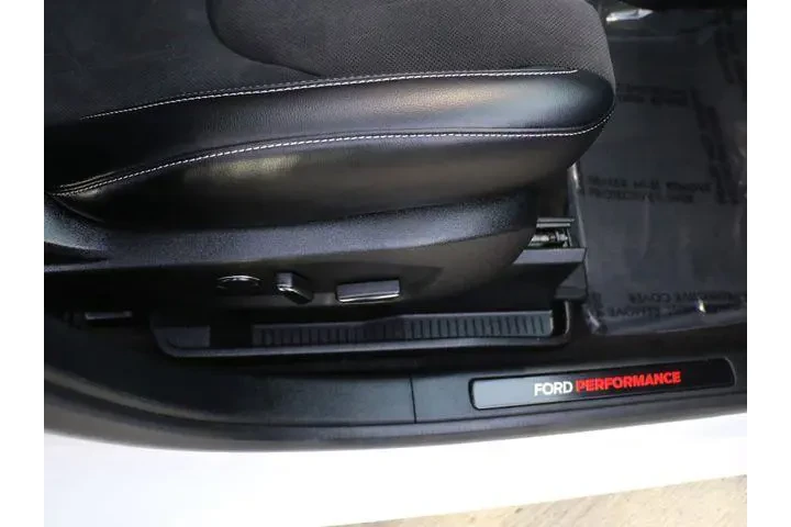 $22945 : Ford Edge 2019 AWD ST 4dr Cr image 10