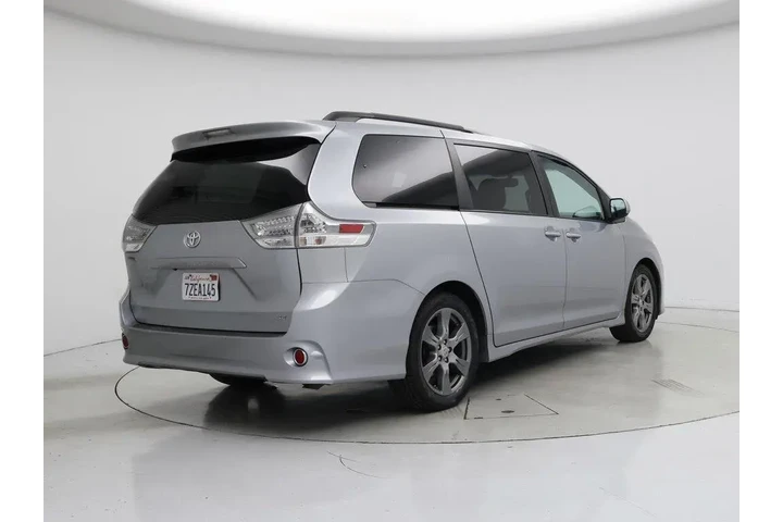 $22998 : Toyota Sienna 2017 SE 8-Pass image 8