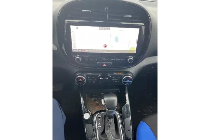 $19406 : Kia Soul 2023 GT-Line 4dr Cr image 8