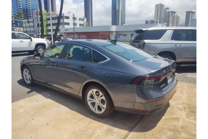 $24895 : Honda Accord 2024 LX 4dr Sed image 5