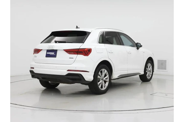 $25998 : Audi Q3 2023 AWD quattro S l image 8