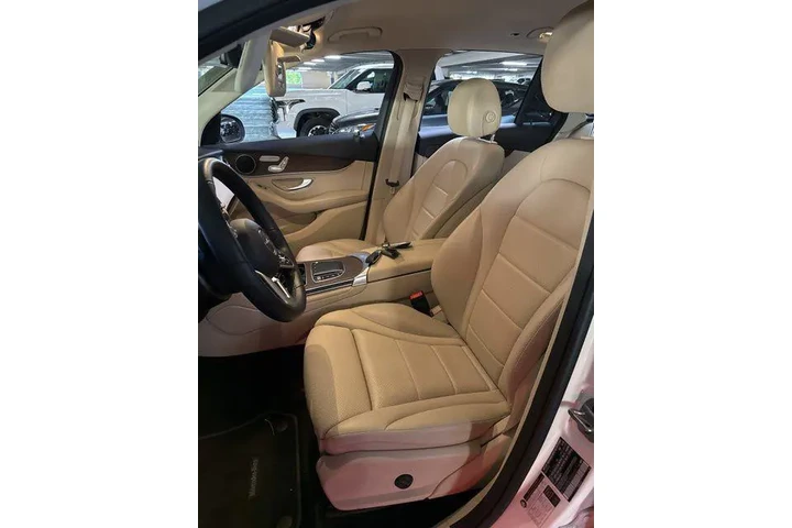 $30995 : Mercedes-Benz GLC 2022 GLC 3 image 5