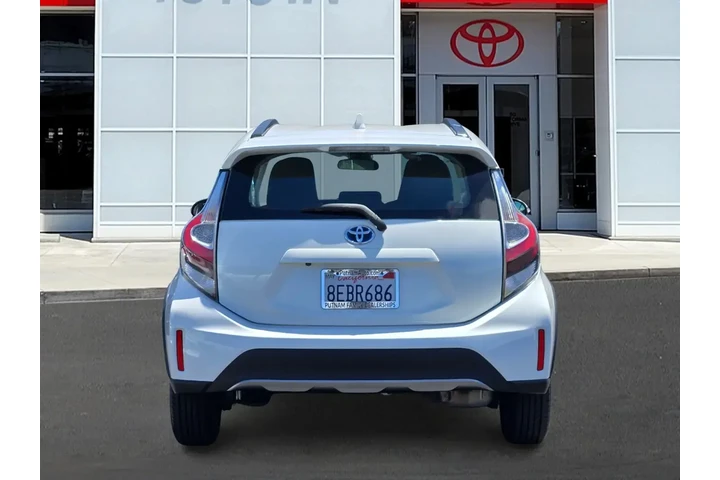 $18588 : Toyota Prius c 2018 One 4dr image 8