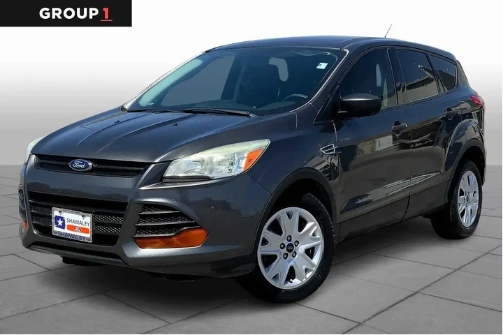 $8484 : Ford Escape 2016 S 4dr SUV image 1