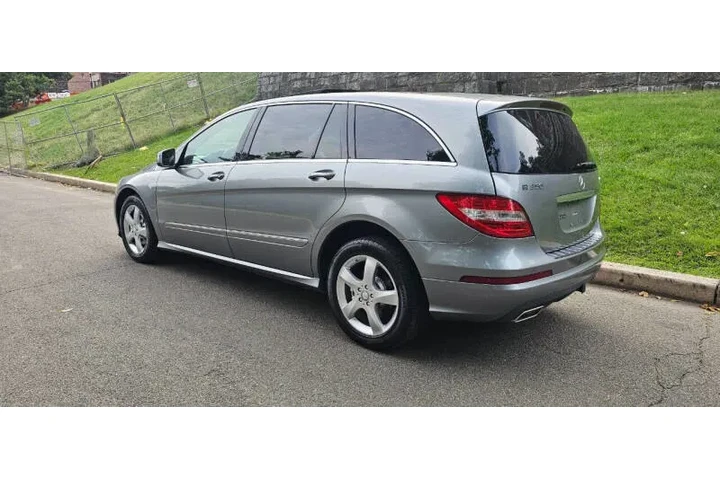 $9895 : 2011 Mercedes-Benz R-Class R image 3