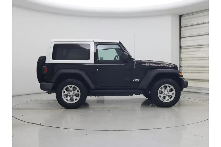 $27998 : Jeep Wrangler 2021 4x4 Islan image 7