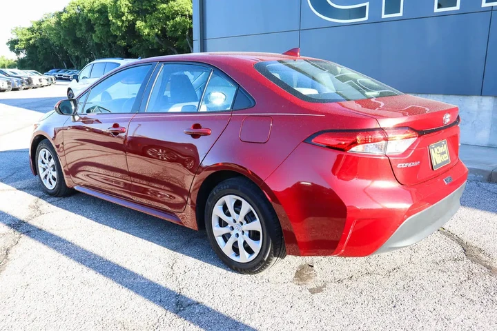 $20787 : 2024 Corolla LE CVT image 6