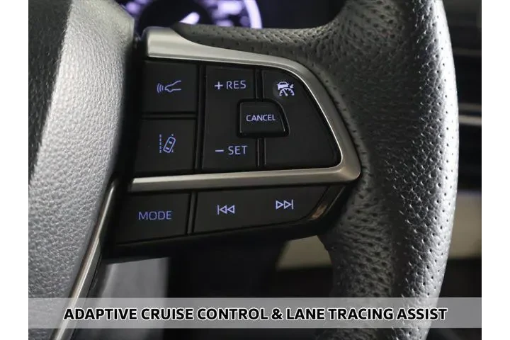 $39799 : Toyota Sienna 2022 AWD Limit image 5