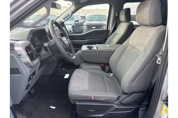 $37000 : Ford F-150 2023 4x4 XL 4dr S image 9