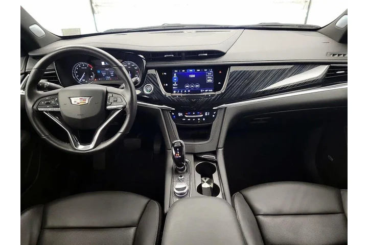 $37998 : Cadillac XT6 2025 Premium Lu image 9