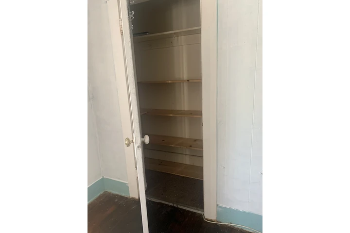 $1100 : Se renta cuarto image 4