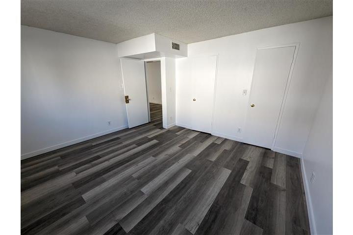 ENCINO 1 BEDROOM, 1 BATH APT image 1