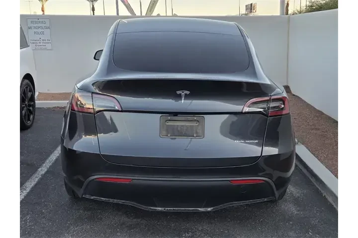 $35219 : Tesla Model Y 2024 AWD Long image 3